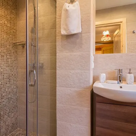 Dom Tatra ザコパネ